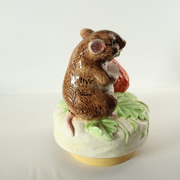 Beatrix Potter Timmy Willie Music Box Schmid 1982? - Picture 2 of 4